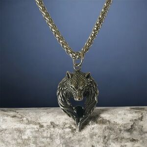 Large Men's Wolf Head Pendant Necklace in 316L Surgical Stainless Steel